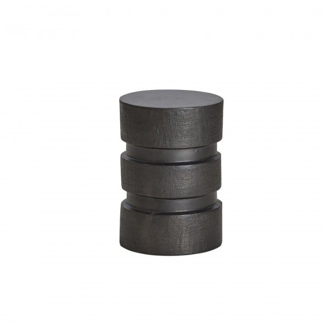 طاولة جانبية