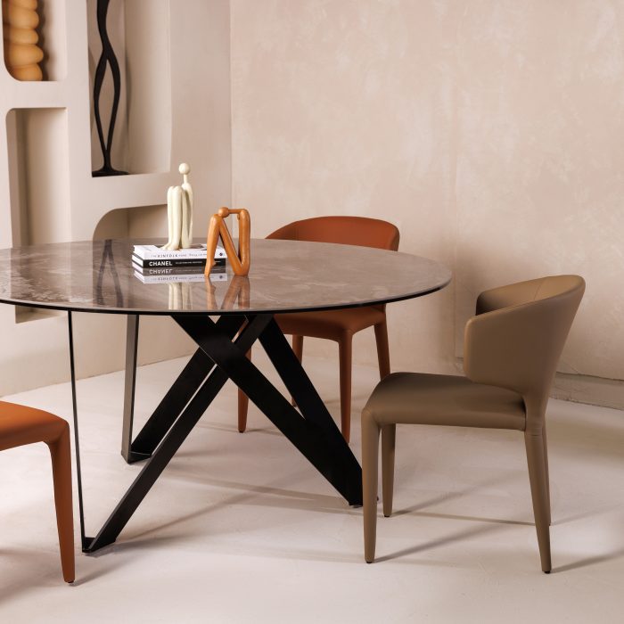 Minimalism: The Best of Both Worlds