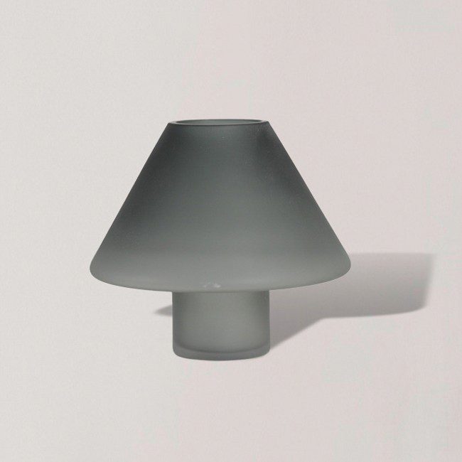 مزهرية فطر صغيرة