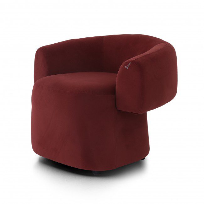 كرسي بذراعين